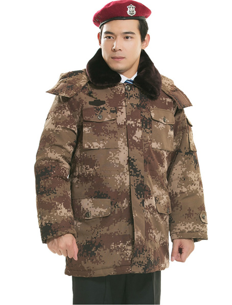 迷彩保安棉服订做,定制军训防寒棉服厂家